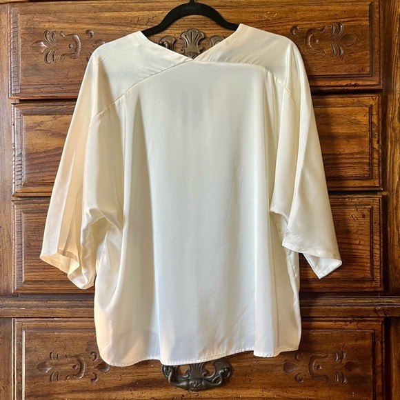 Banana Republic Ivory Satin Top - Picture 5 of 8